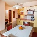 Apartamento Apparthaus & Hofer *