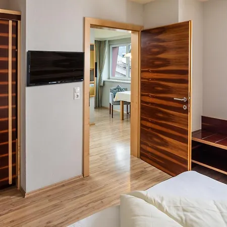 アパート Apparthaus & Hofer