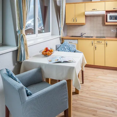 アパート Apparthaus & Hofer