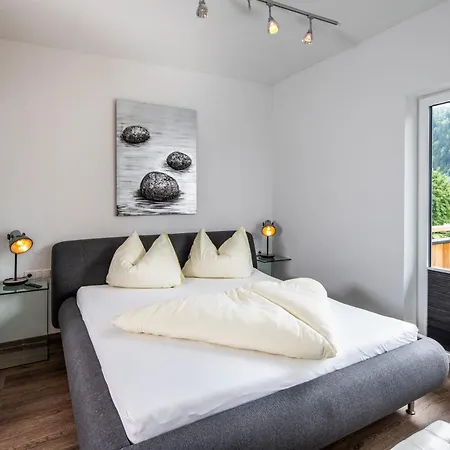 Apparthaus & Hofer *