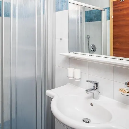 Apparthaus & Hofer * Zell am Ziller