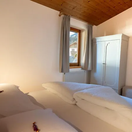 Apparthaus & Hofer *